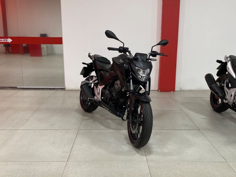 HONDA CB 300F Twister Flex
