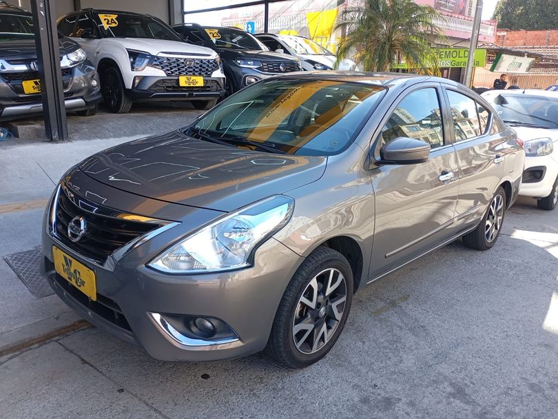 Nissan VERSA UNIQUE 1.6 16V Flex 4p Mec.
