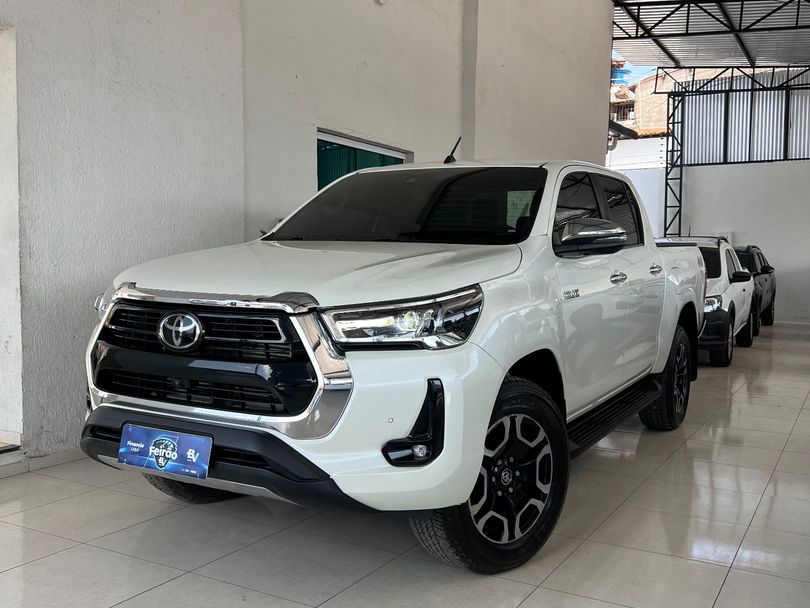 Toyota Hilux CD SRX 4x4 2.8 TDI 16V Diesel Aut.