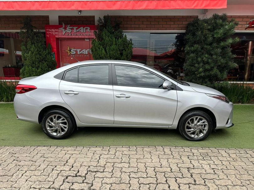 Toyota YARIS XS Sedan 1.5 Flex 16V 4p Aut.