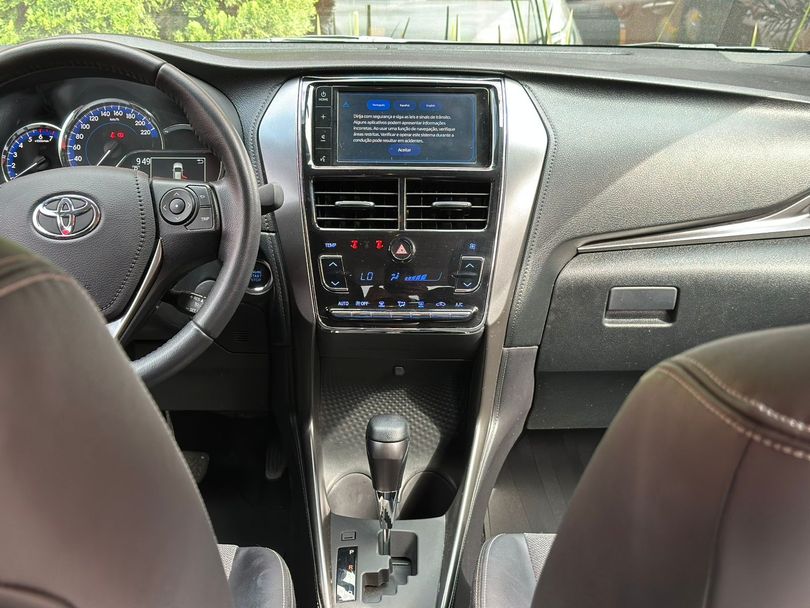 Toyota YARIS XS Sedan 1.5 Flex 16V 4p Aut.