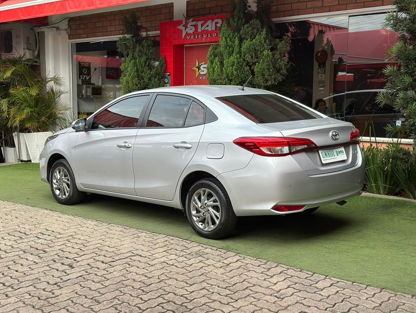 Toyota YARIS XS Sedan 1.5 Flex 16V 4p Aut.