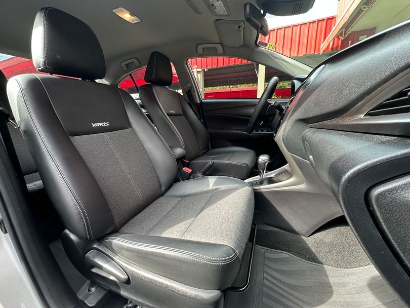 Toyota YARIS XS Sedan 1.5 Flex 16V 4p Aut.