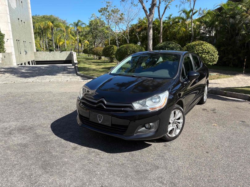 Citroën C4 LOUNGE Tendance 1.6 Turbo 4p Aut