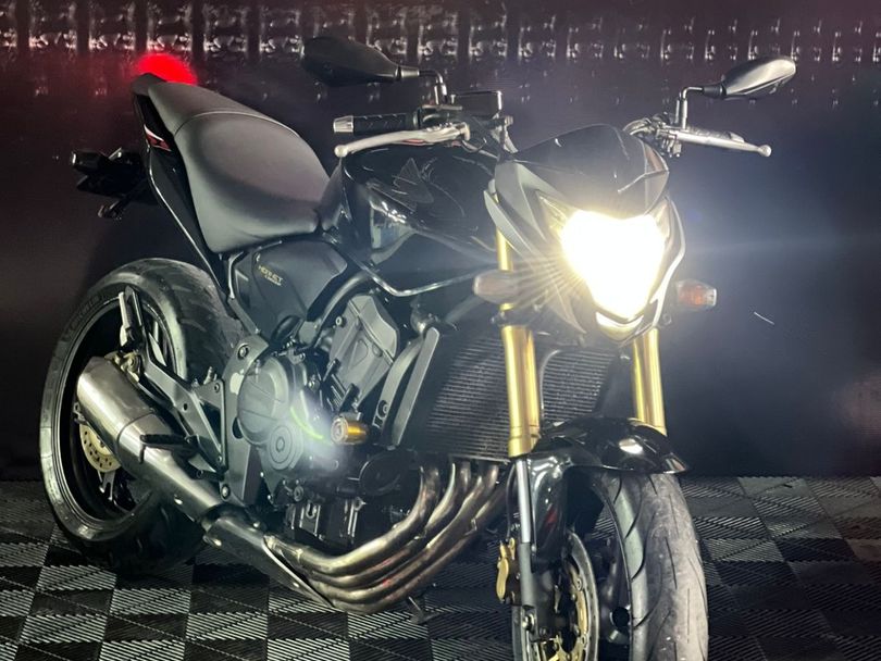 HONDA CB 600F HORNET