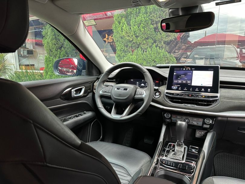 Jeep Commander Limited T270 1.3 TB Flex Aut.