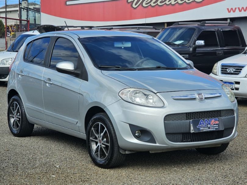 Fiat Palio Week. ATTRACTIVE 1.4 Fire Flex 8V
