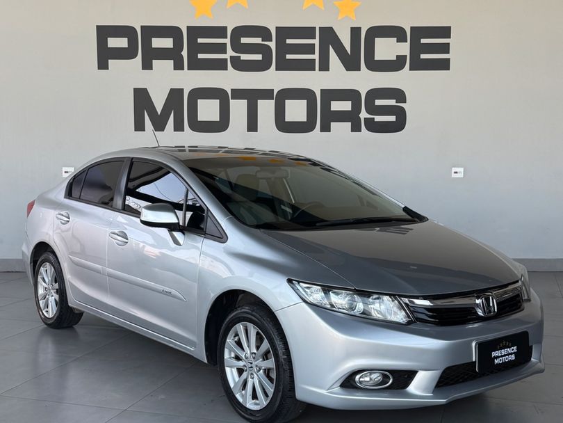 Honda Civic Sedan LXS 1.8/1.8 Flex 16V Mec. 4p