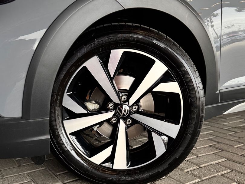 VolksWagen Nivus Highline 1.0 200 TSI Flex Aut.