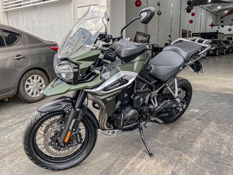 TRIUMPH TIGER 1200 XCX