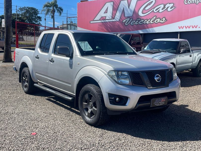 Nissan Frontier S CD 4x4 2.5 TB Diesel