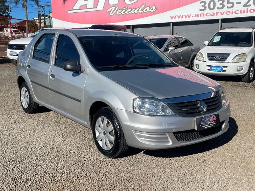 Renault LOGAN Authentique Hi-Flex 1.0 16V 4p