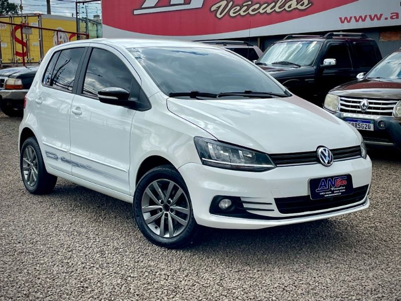 VolksWagen Fox Connect 1.6 Flex 8V 5p