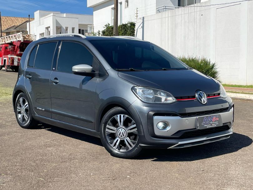 VolksWagen up! cross 1.0 TSI Total Flex 12V 5p