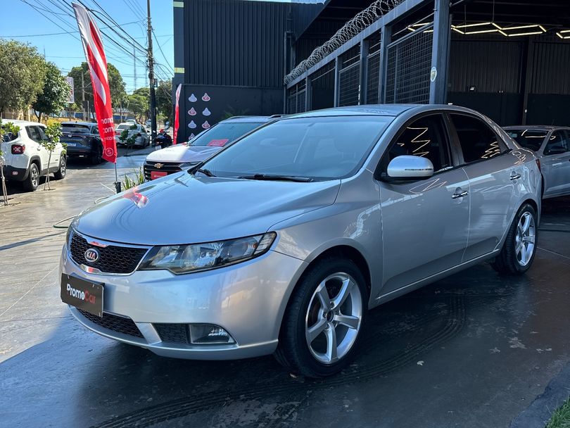 Kia Motors Cerato 1.6 16V Mec.