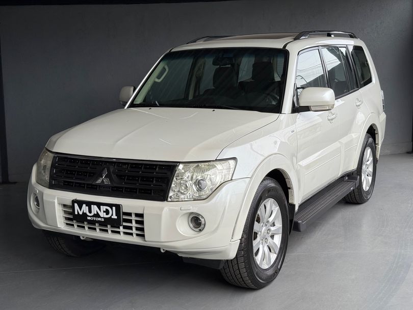 Mitsubishi Pajero HPE Full 3.2 4x4 T.I.Dies. 5p Aut