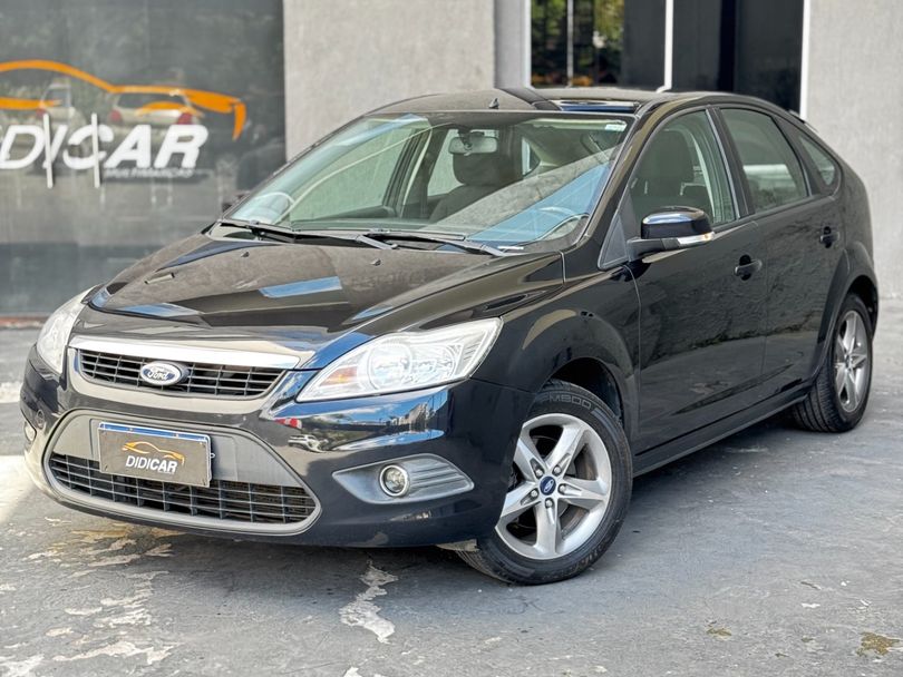 Ford Focus 1.6 S/SE/SE Plus Flex 8V/16V  5p