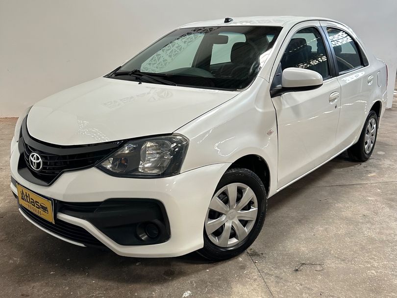Toyota ETIOS X Sedan 1.5 Flex 16V 4p Mec.