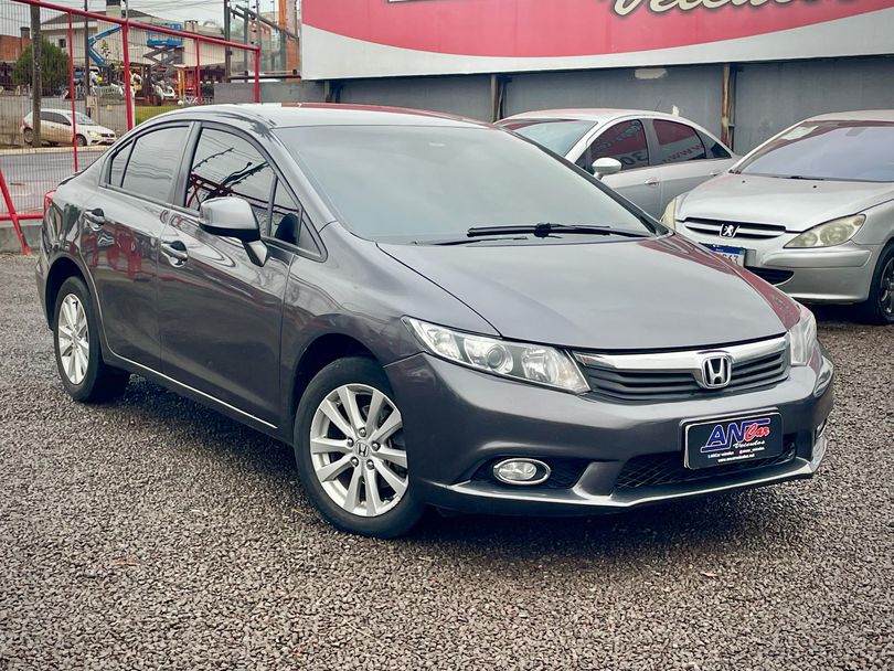 Honda Civic Sedan LXS 1.8/1.8 Flex 16V Aut. 4p