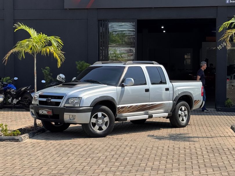 Chevrolet S10 Pick-Up RODEIO 2.4 MPFI F.Power CD