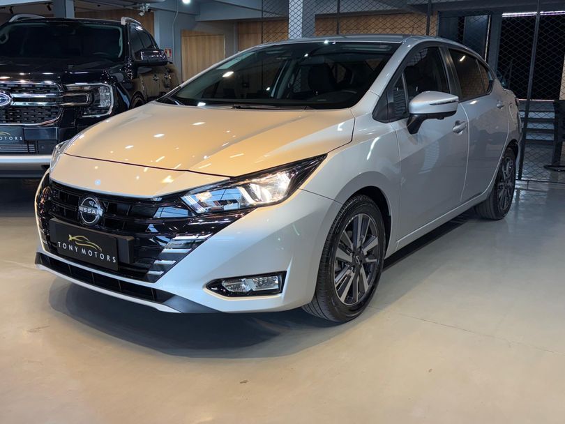 Nissan VERSA Advance 1.6 16V Flex Aut.