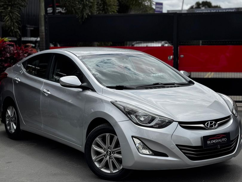 Hyundai Elantra GLS 2.0 16V Flex Aut.