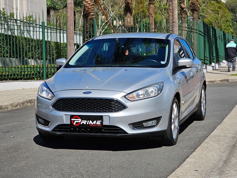 Ford Focus 2.0 16V/SE/SE Plus Flex 5p Aut.