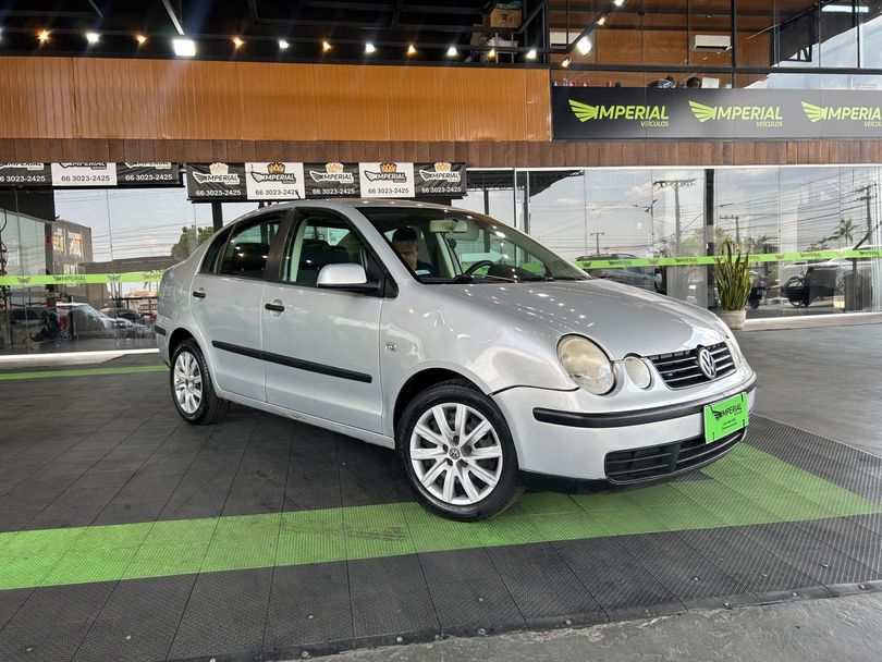 VolksWagen Polo Sedan 1.6 Mi 101cv 8V 4p