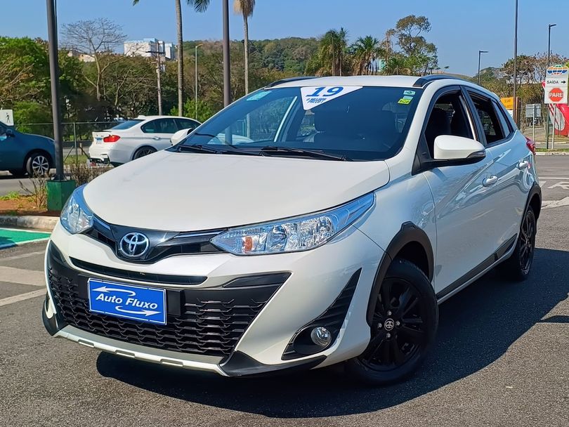 Toyota YARIS X-WAY 1.5 Flex 16V 5p Aut.
