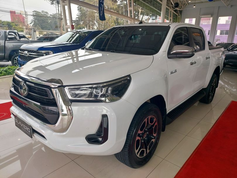 Toyota Hilux CD SRX 4x4 2.8 TDI 16V Diesel Aut.