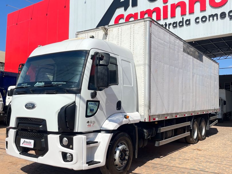 FORD CARGO 2423 E 6x2 Turbo 2p (diesel)(E5)