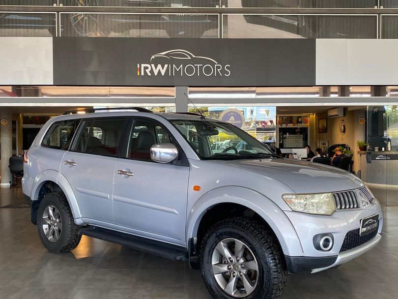Mitsubishi Pajero DAKAR HPE 3.2 4x4 T.I Dies 5p Aut