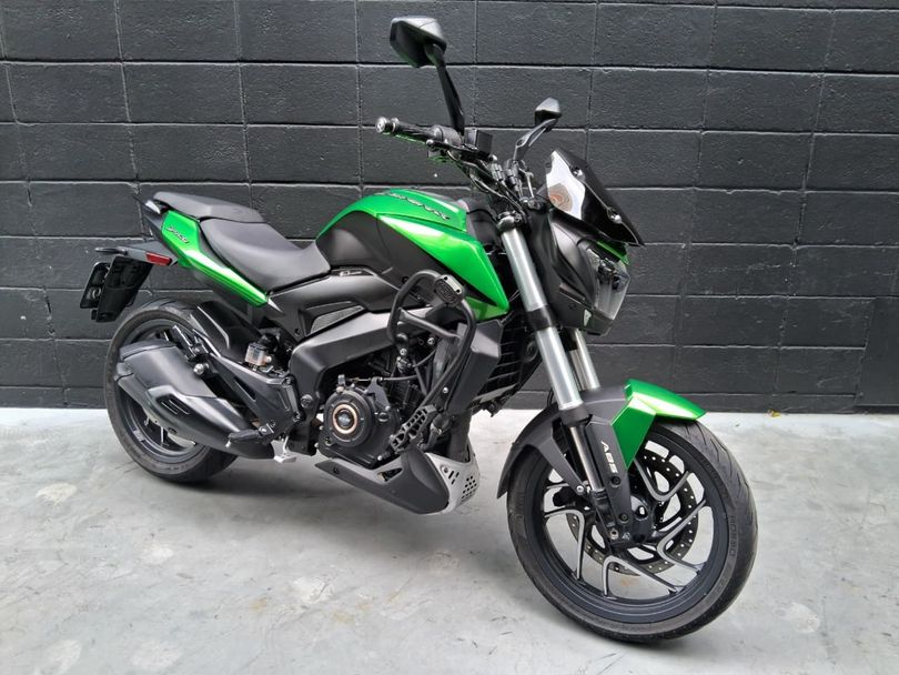 BAJAJ DOMINAR 400 