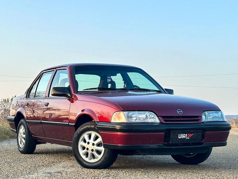 Chevrolet Monza GL 2.0 EFI/SL/L/650/Club/Barc.2e4p
