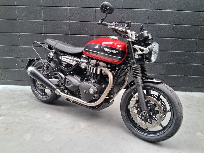TRIUMPH Speed Twin 1200cc