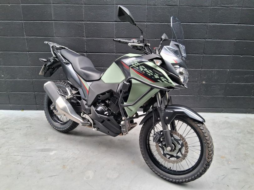 KAWASAKI Versys-X 300
