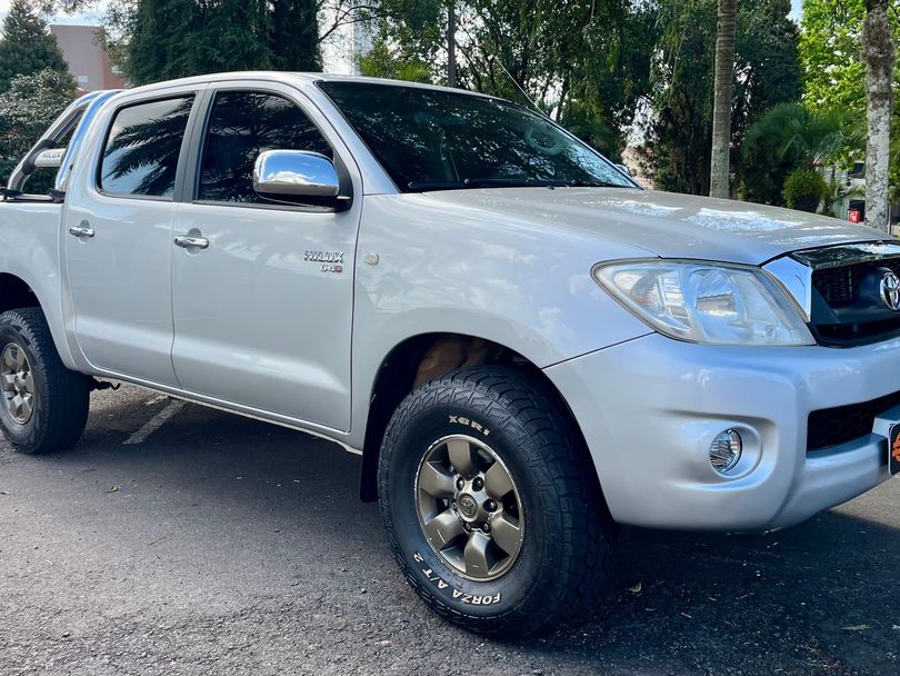 Toyota Hilux CD D4-D 4x4 2.5 16V 102cv TB Dies.