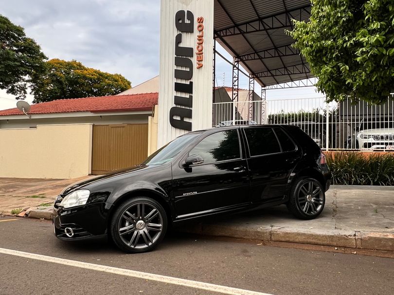 VolksWagen Golf 2.0/ 2.0 Mi Flex Comfortline/ Sport