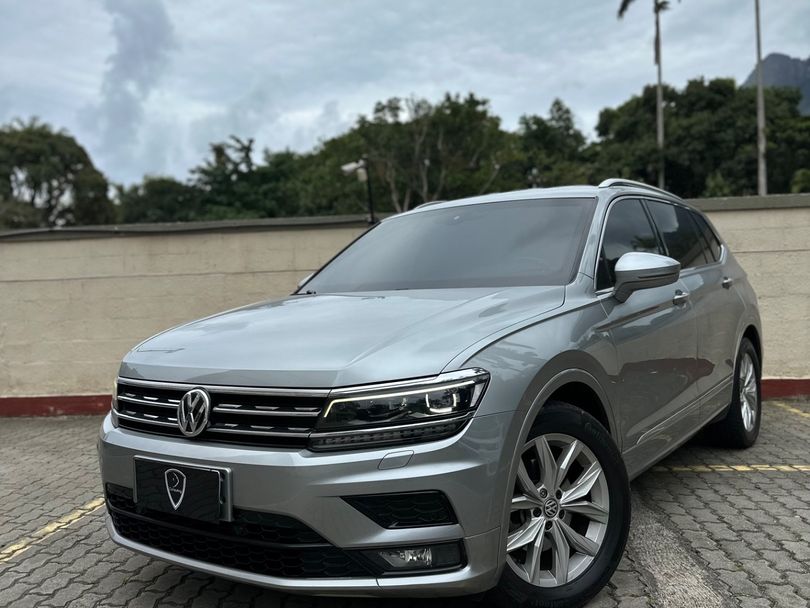 VolksWagen TIGUAN Allspac Comf 250 TSI 1.4 Flex