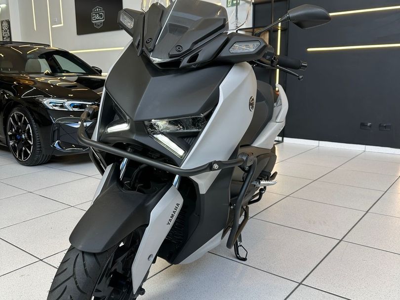YAMAHA XMAX 250 ABS