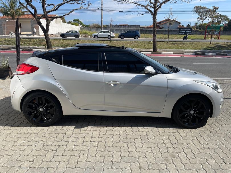 Hyundai Veloster 1.6 16V  140cv Aut.