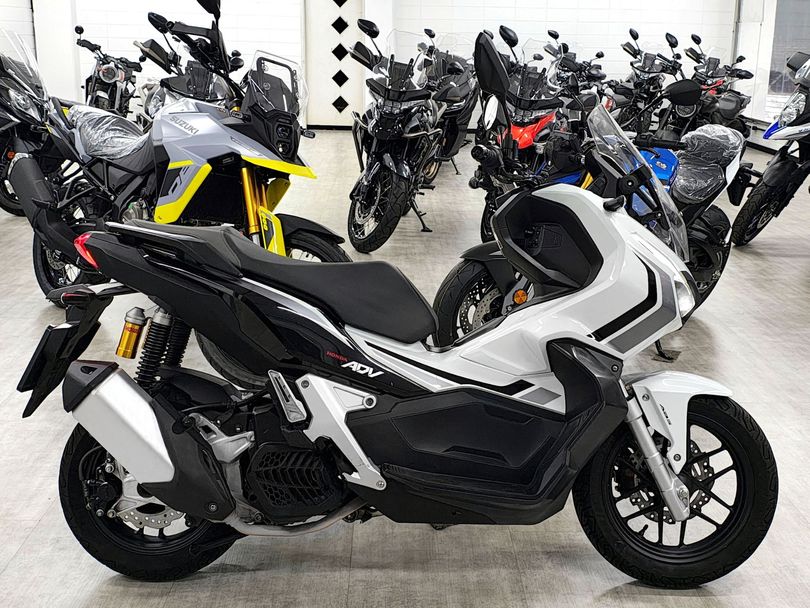HONDA ADV 150