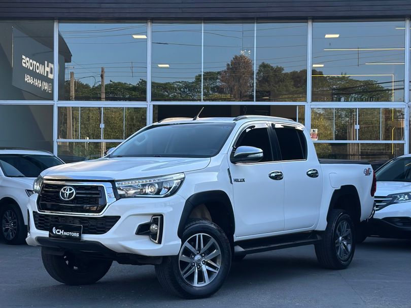 Toyota Hilux CD SRX 4x4 2.8 TDI 16V Diesel Aut.