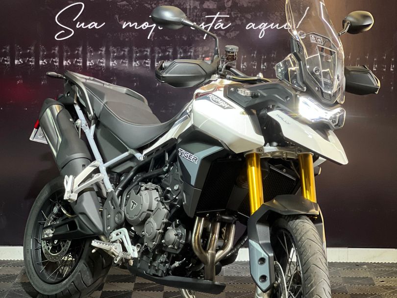 TRIUMPH TIGER 900 RALLY