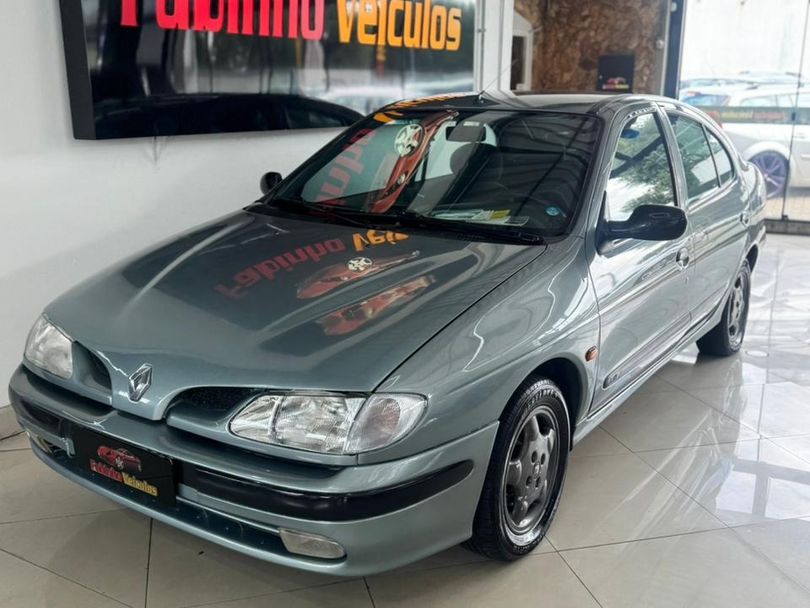 Renault Megane Sedan RXE/Egeus 2.0