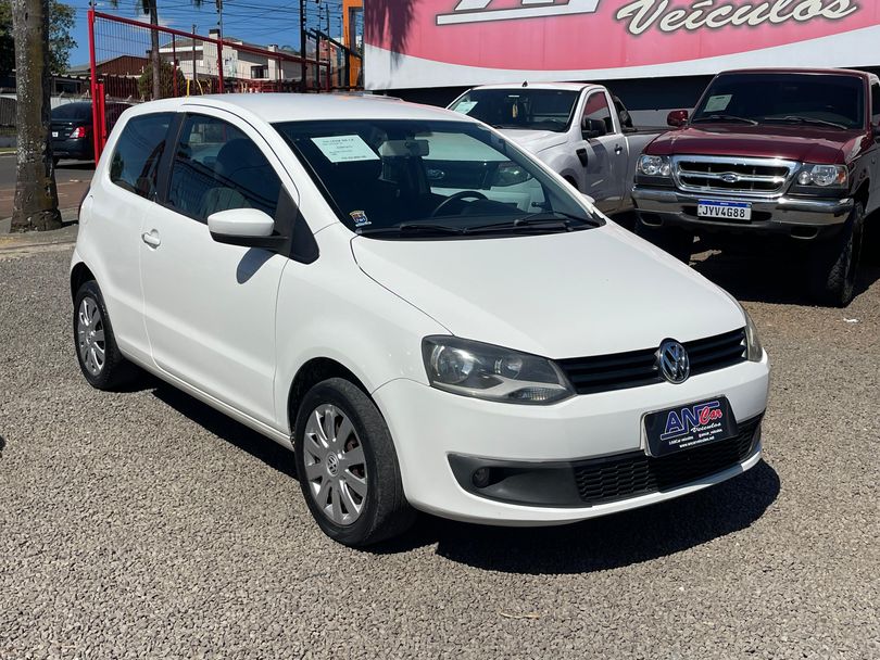 VolksWagen Fox 1.0 Mi Total Flex 8V 3p
