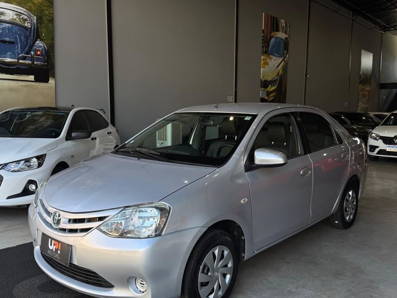 Toyota ETIOS XLS 1.5 Flex 16V 5p Mec.