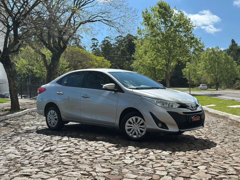 Toyota YARIS XL Live Sedan 1.5 Flex 16V 4p Aut.