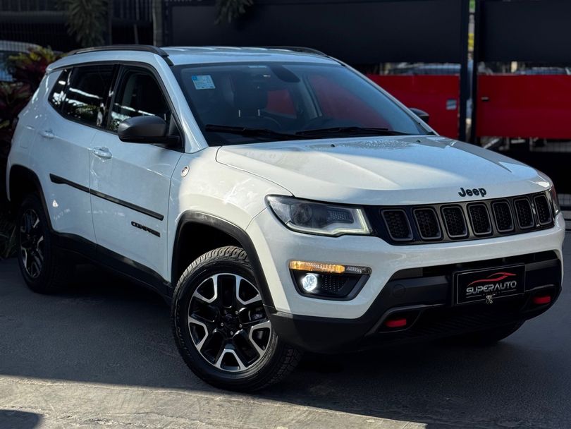 Jeep COMPASS TRAILHAWK 2.0 4x4 Dies. 16V Aut.