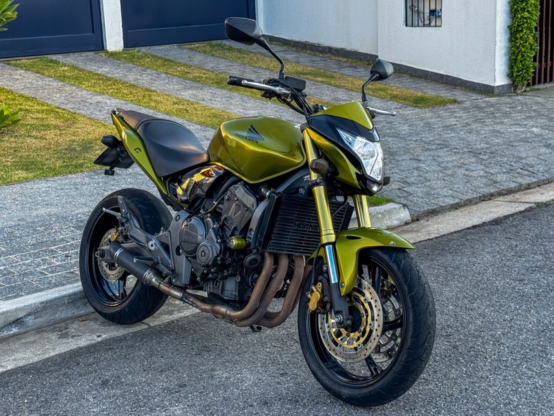 HONDA CB 600F HORNET